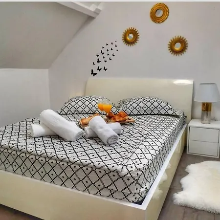 شقة Tresjoli Duplex A Coeur