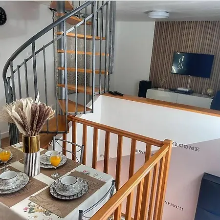 Tresjoli Duplex A Coeur شقة